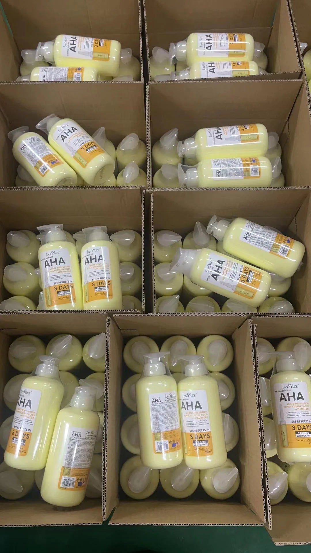 500ml Whitening Body Lotion with AHA + Vitamin C&E