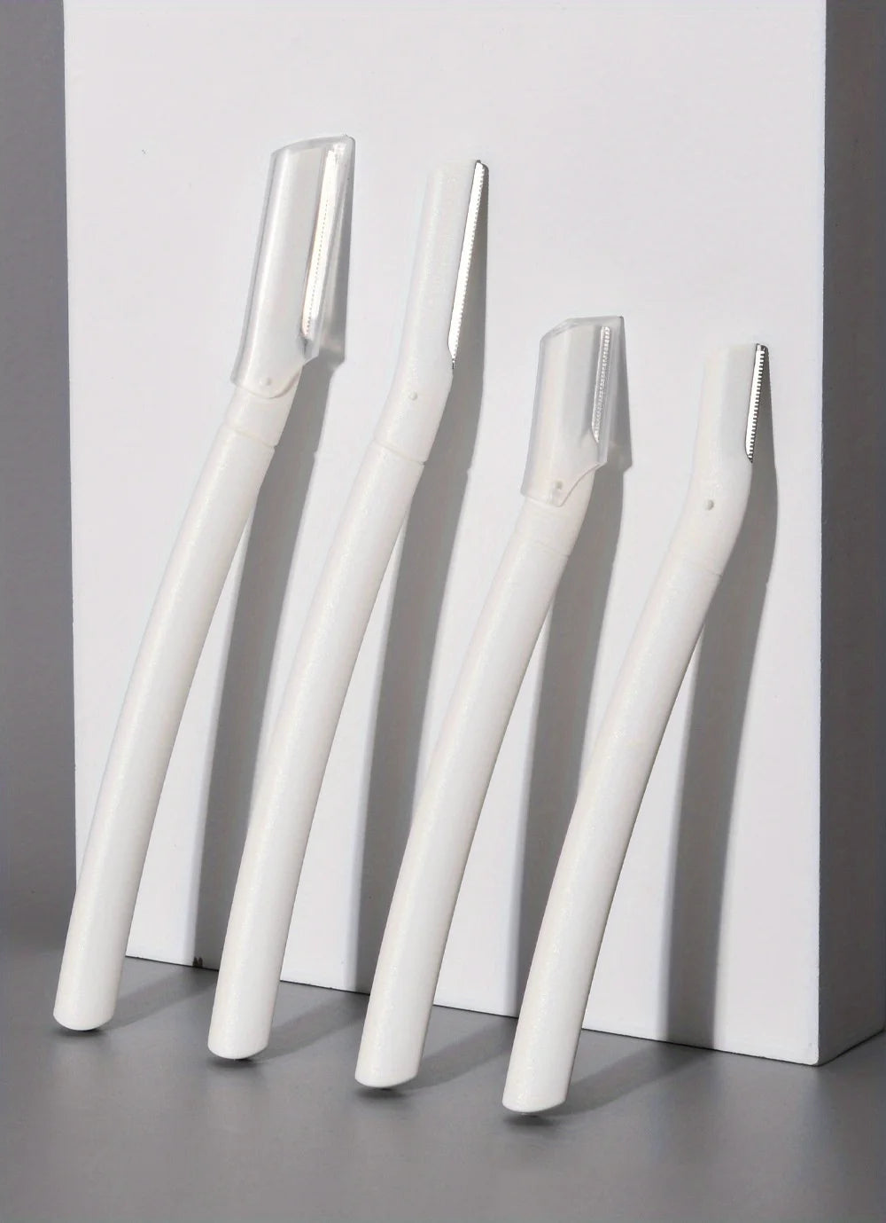 Stainless Steel Eyebrow Trimmer with Comb