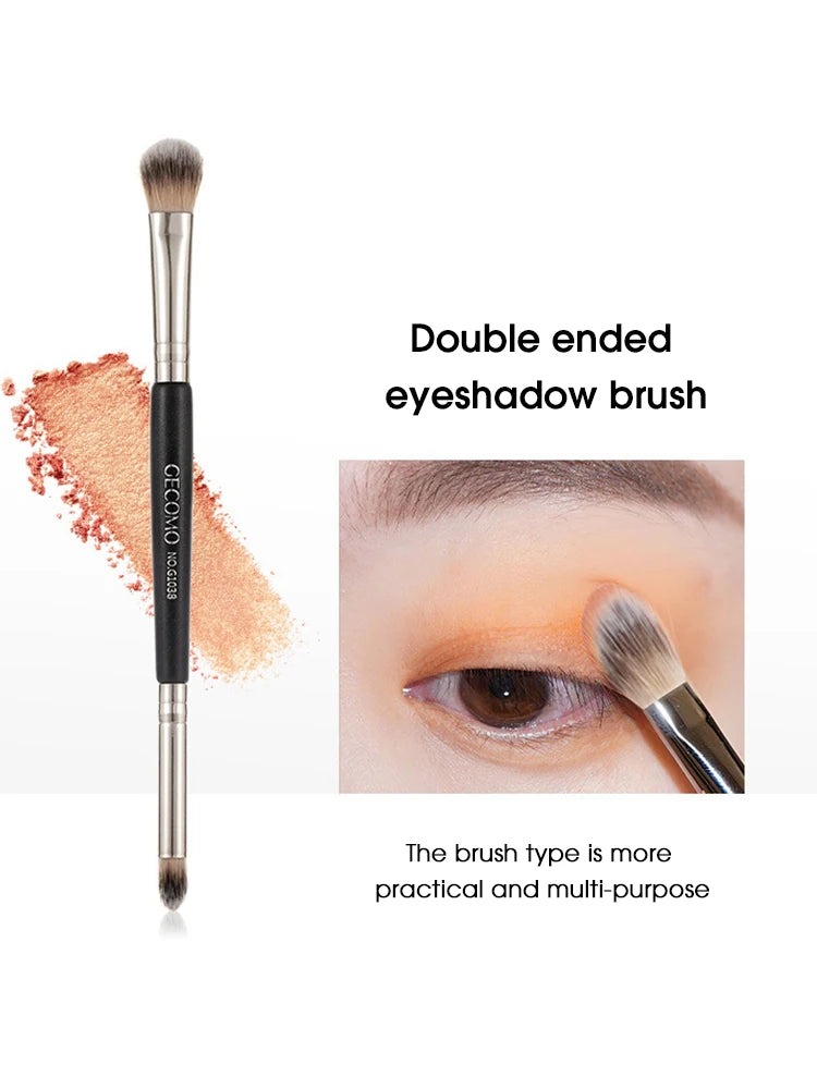 Double-Headed Eyeshadow Brush for Makeup Beginners